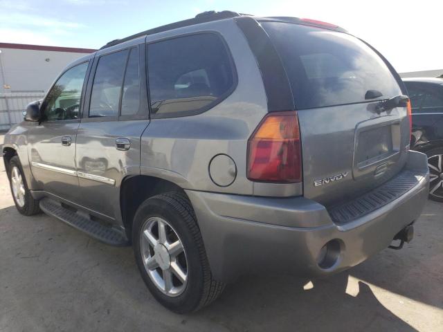 1GKDT13S572155741 - 2007 GMC ENVOY GRAY photo 2