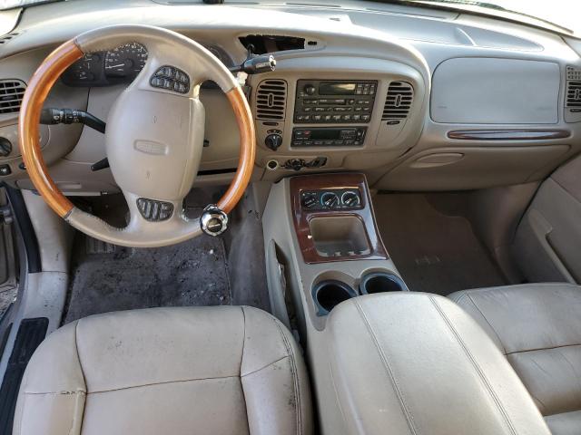 5LMPU28A5YLJ03123 - 2000 LINCOLN NAVIGATOR 金色 照片 8