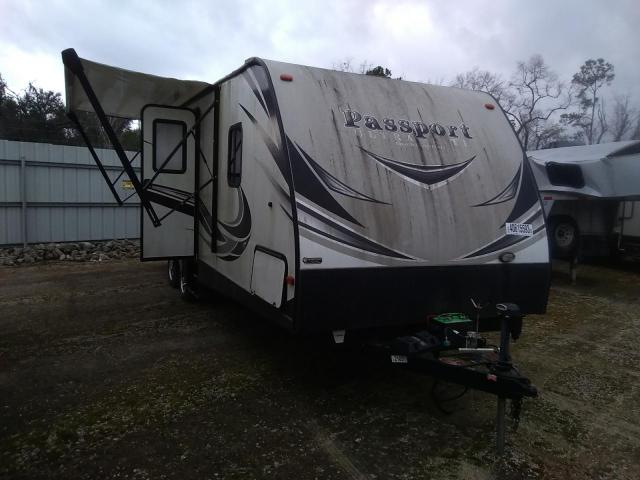 4YDT25227JD415407 - 2018 KEYSTONE PASSPORT WHITE photo 1