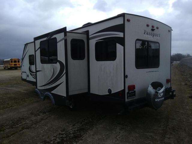 4YDT25227JD415407 - 2018 KEYSTONE PASSPORT WHITE photo 3
