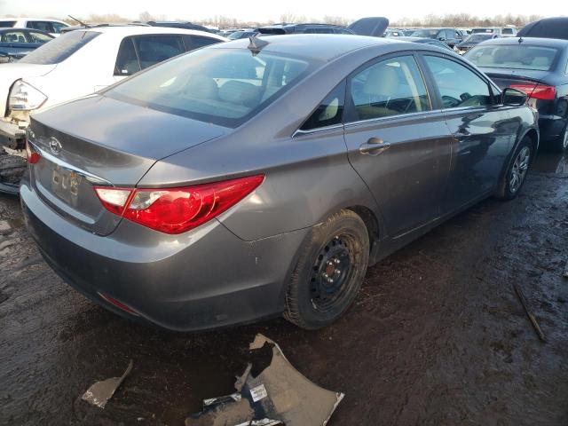 5NPEB4AC2CH338734 - 2012 HYUNDAI SONATA GLS GRAY photo 3