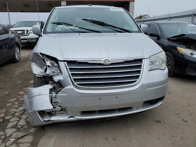 2A8HR54169R581184 - 2009 CHRYSLER TOWN & COU TOURING ვერცხლისფერი ფოტო 5