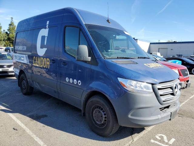 W1W4DBHY4MT055426 - 2021 MERCEDES-BENZ SPRINTER 2500 BLUE photo 4