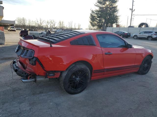 1ZVBP8AM8D5235742 - 2013 FORD MUSTANG RED photo 3