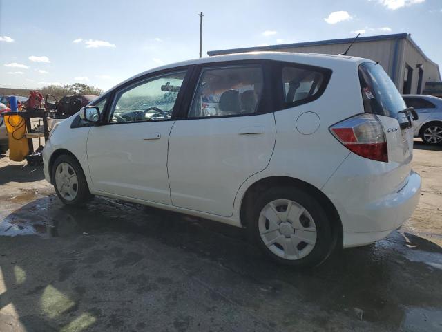 JHMGE8H30DC008082 - 2013 HONDA FIT WHITE photo 2