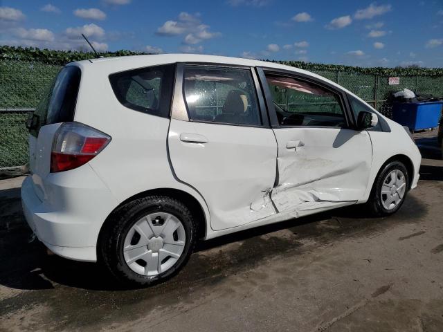 JHMGE8H30DC008082 - 2013 HONDA FIT WHITE photo 3