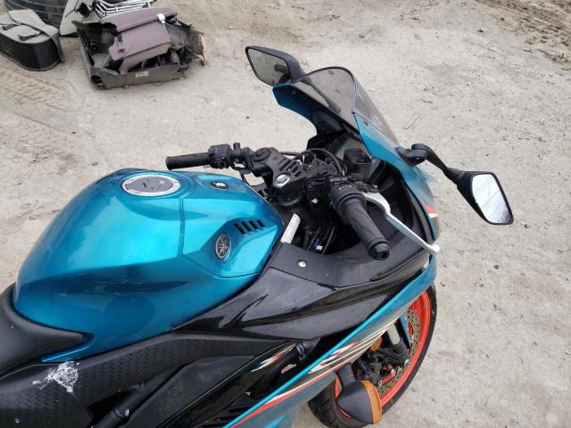 MH3RH18Y0MK005386 - 2021 YAMAHA YZFR3 A TEAL photo 5