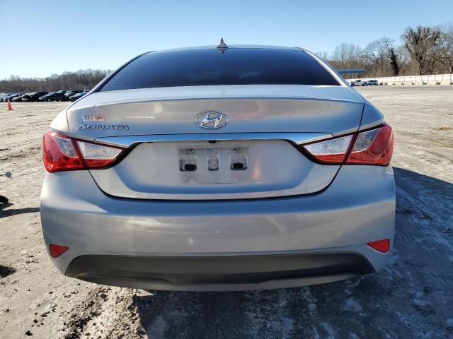 5NPEB4AC7EH903322 - 2014 HYUNDAI SONATA GLS SILVER photo 6