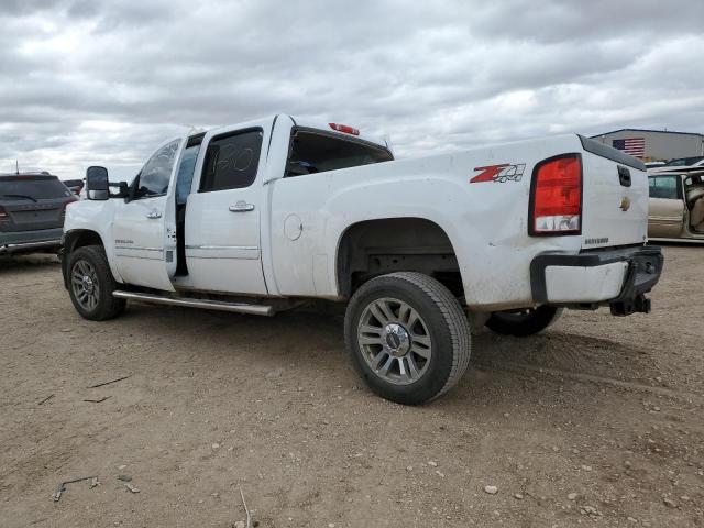 1GT125E83CF101738 - 2012 GMC SIERRA K2500 DENALI WHITE photo 2