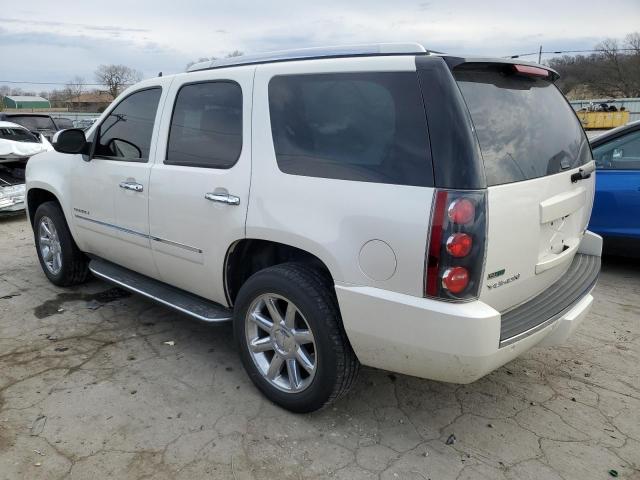 1GKS2EEF8BR189738 - 2011 GMC YUKON DENALI WHITE photo 2