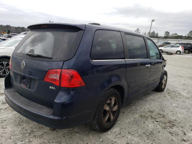 2C4RVADG8DR725766 - 2013 VOLKSWAGEN ROUTAN SEL PREMIUM BLUE photo 3