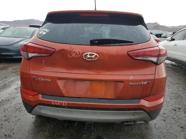 KM8J33A20HU495068 - 2017 HYUNDAI TUCSON LIMITED ORANGE photo 6