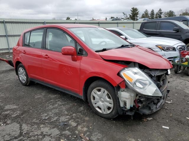 3N1BC1CP2BL494286 - 2011 NISSAN VERSA S RED photo 4