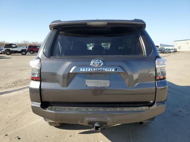 JTEBU5JR0J5571155 - 2018 TOYOTA 4RUNNER SR5/SR5 PREMIUM GRAY photo 6