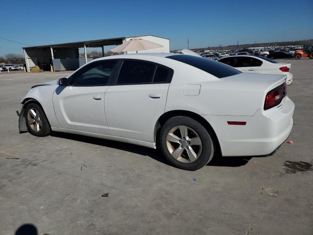 2C3CDXBGXDH689636 - 2013 DODGE CHARGER SE WHITE photo 2