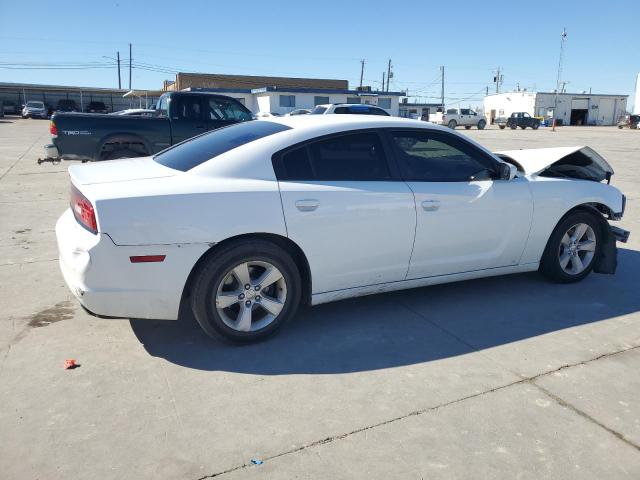 2C3CDXBGXDH689636 - 2013 DODGE CHARGER SE WHITE photo 3