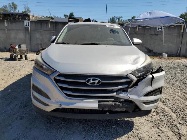 KM8J23A42HU412602 - 2017 HYUNDAI TUCSON SE SILVER photo 5