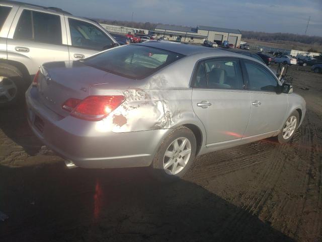 4T1BK36B26U143493 - 2006 TOYOTA AVALON XL SILVER photo 3