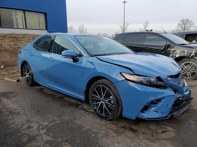 4T1T11AKXPU076971 - 2023 TOYOTA CAMRY SE NIGHT SHADE BLUE photo 4