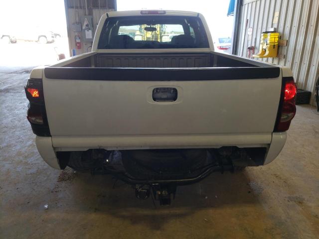 1GCEC19Z16Z262781 - 2006 CHEVROLET SILVERADO C1500 WHITE photo 6