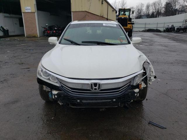 1HGCR2F8XHA277922 - 2017 HONDA ACCORD EXL WHITE photo 5