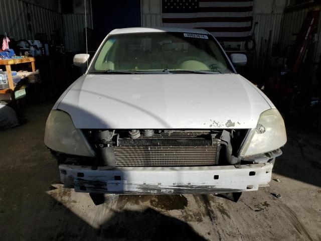 1FAFP23155G120886 - 2005 FORD FIVE HUNDR SE WHITE photo 5