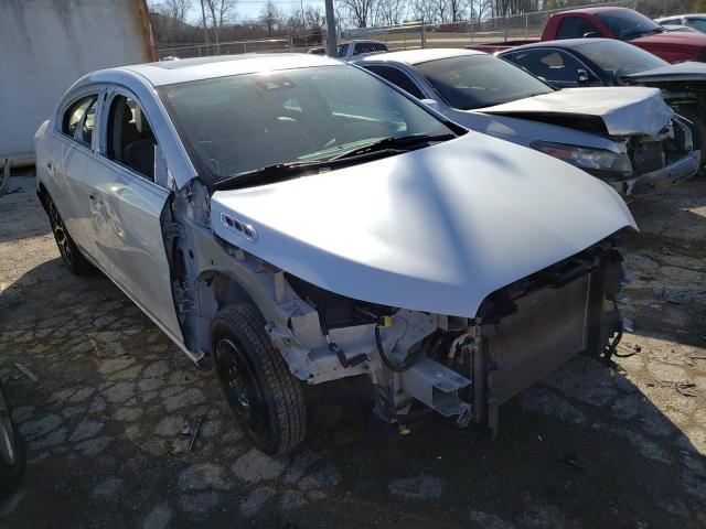 1G4G45G33GF282704 - 2016 BUICK LACROSSE SPORT TOURING WHITE photo 4