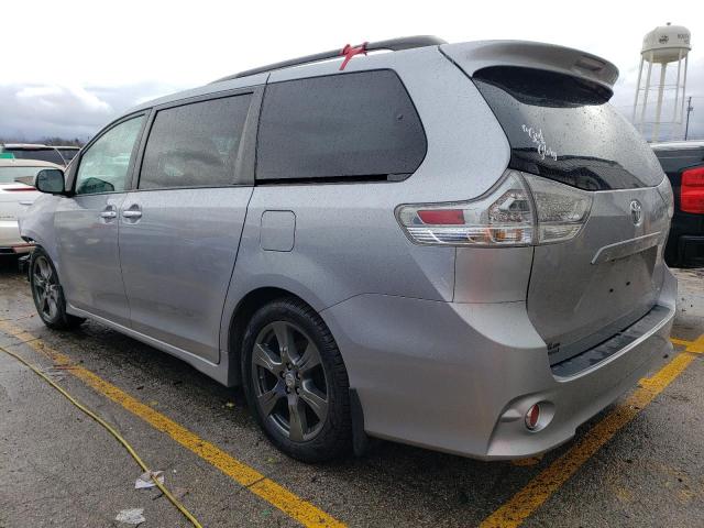 5TDXZ3DC8HS788223 - 2017 TOYOTA SIENNA SE SILVER photo 2