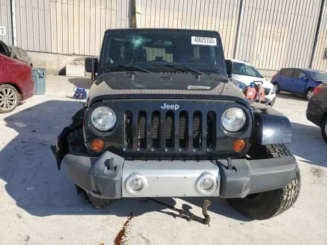 1C4BJWEG6CL103635 - 2012 JEEP WRANGLER U SAHARA BLACK photo 5