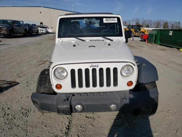 1C4AJWAG0DL706891 - 2013 JEEP WRANGLER SPORT WHITE photo 5