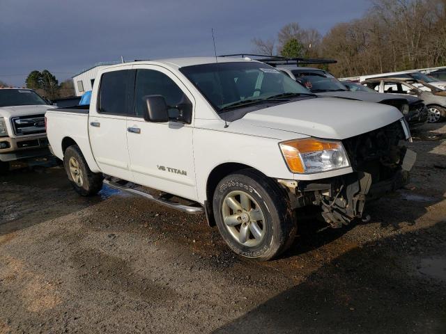 1N6BA0ED9BN318199 - 2011 NISSAN TITAN S WHITE photo 4