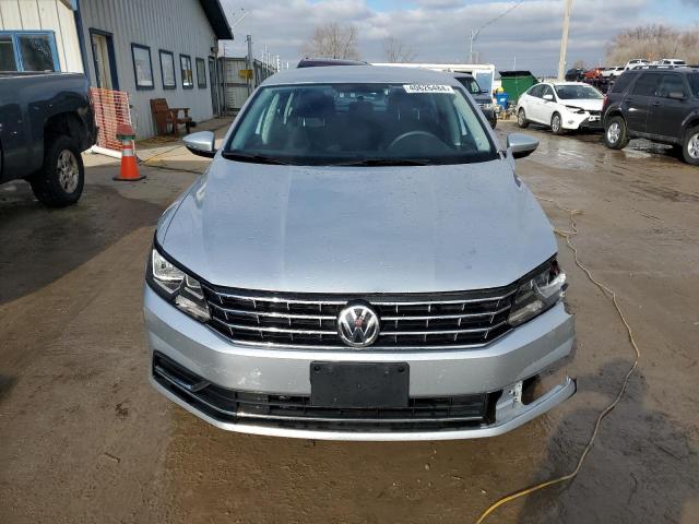 1VWAT7A34HC010700 - 2017 VOLKSWAGEN PASSAT S SILVER photo 5