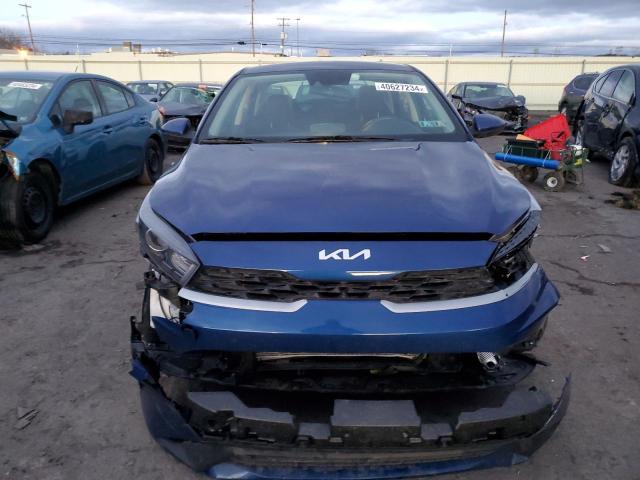 3KPF24AD0PE585497 - 2023 KIA FORTE LX BLUE photo 5