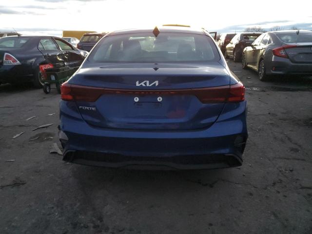 3KPF24AD0PE585497 - 2023 KIA FORTE LX BLUE photo 6