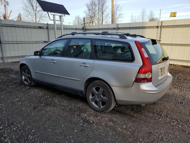 YV1MJ682562184334 - 2006 VOLVO V50 T5 SILVER photo 2