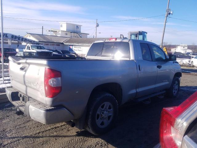 5TFUM5F16HX072455 - 2017 TOYOTA TUNDRA DOUBLE CAB SR/SR5 SILVER photo 3