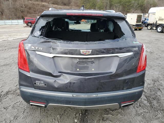 1GYKNFRS0HZ306263 - 2017 CADILLAC XT5 PLATINUM GRAY photo 6