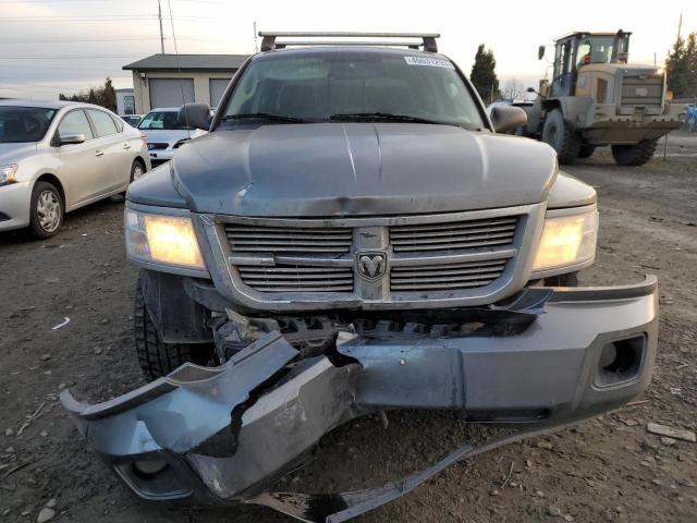 1D7HW58N28S632907 - 2008 DODGE DAKOTA QUAD LARAMIE GRAY photo 5