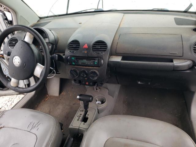 3VWCK31C95M402585 - 2005 VOLKSWAGEN NEW BEETLE GLS 灰色 照片 8