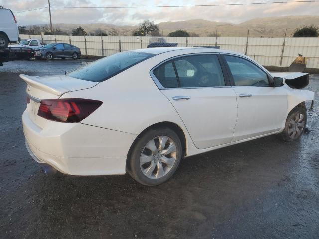 1HGCR2F56FA160776 - 2015 HONDA ACCORD SPORT WHITE photo 3