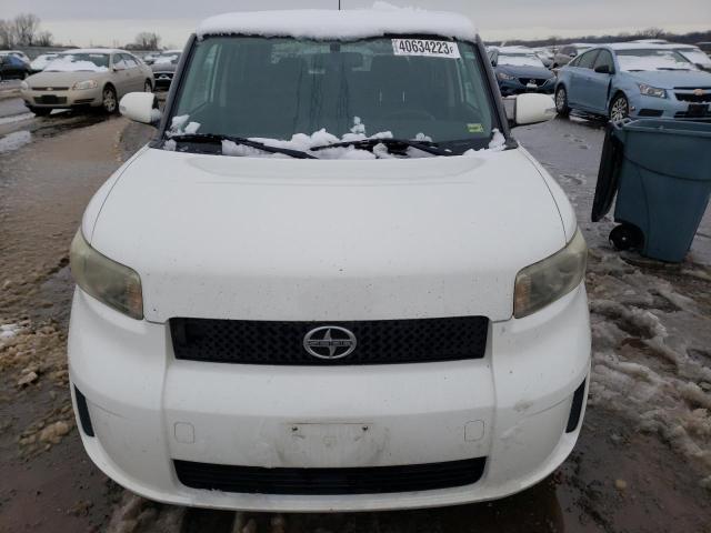 JTLZE4FE8A1100723 - 2010 TOYOTA SCION XB WHITE photo 5