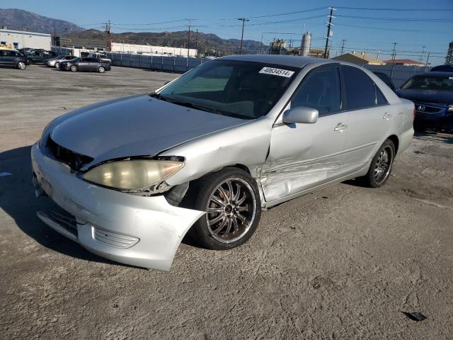 4T1BE32K45U011055 - 2005 TOYOTA CAMRY LE SILVER photo 1