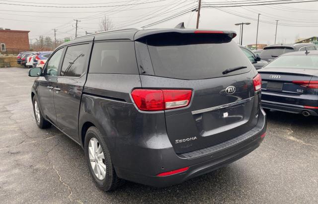 KNDMB5C13H6267185 - 2017 KIA SEDONA LX GRAY photo 3