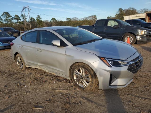 5NPD84LF8KH419415 - 2019 HYUNDAI ELANTRA SEL SILVER photo 4