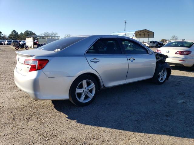 4T1BF1FK8CU066973 - 2012 TOYOTA CAMRY BASE SILVER photo 3