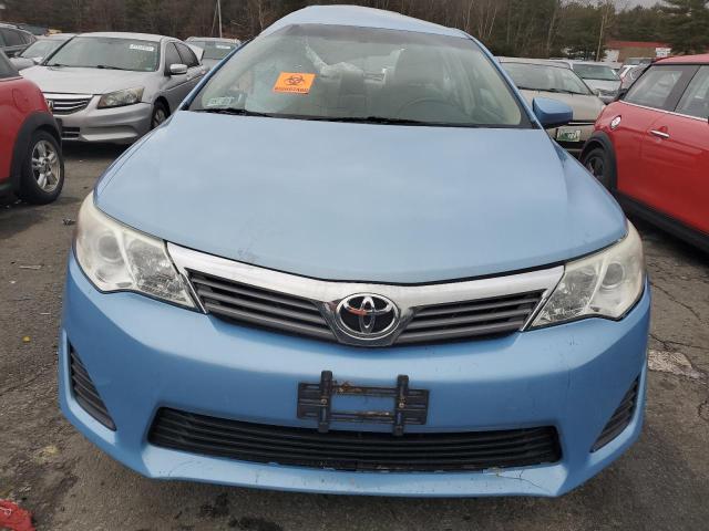 4T4BF1FK2CR184586 - 2012 TOYOTA CAMRY BASE BLUE photo 5
