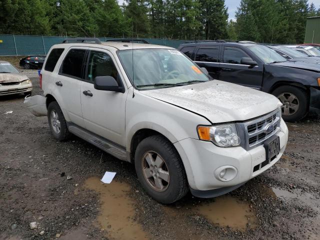 1FMCU93GX9KC49580 - 2009 FORD ESCAPE XLT WHITE photo 4