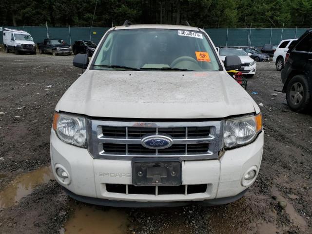 1FMCU93GX9KC49580 - 2009 FORD ESCAPE XLT WHITE photo 5