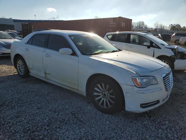 2C3CCAAG7EH275961 - 2014 CHRYSLER 300 WHITE photo 4