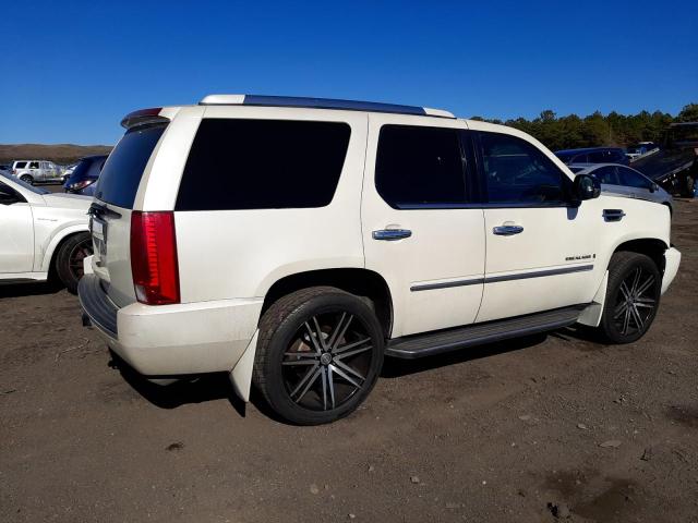 1GYFK63837R355110 - 2007 CADILLAC ESCALADE LUXURY WHITE photo 3